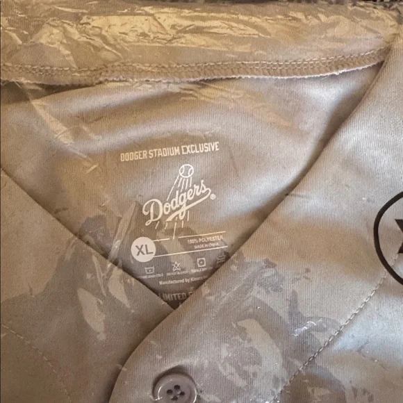 Dodgers Gray Button-Up Jersey Orel Hershiser - Picture 3 of 3